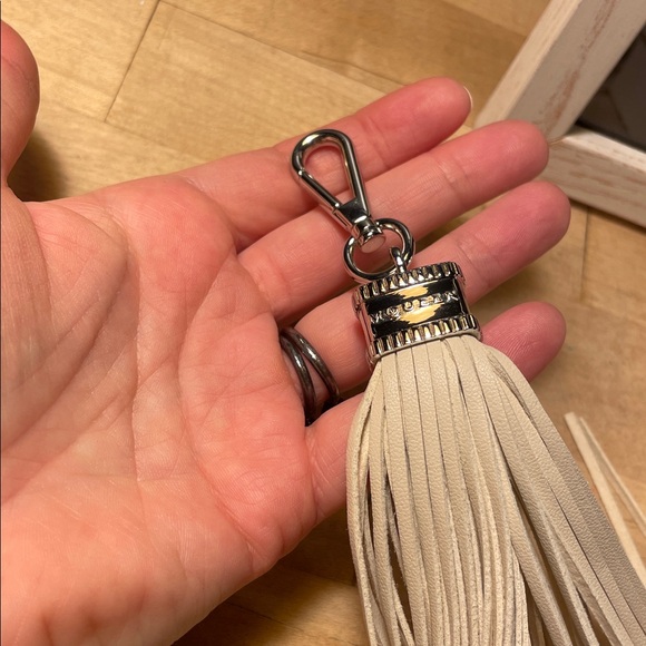 Alexander McQueen Leather Tassel Fringe Bag Charm Keychain! - Picture 2 of 6